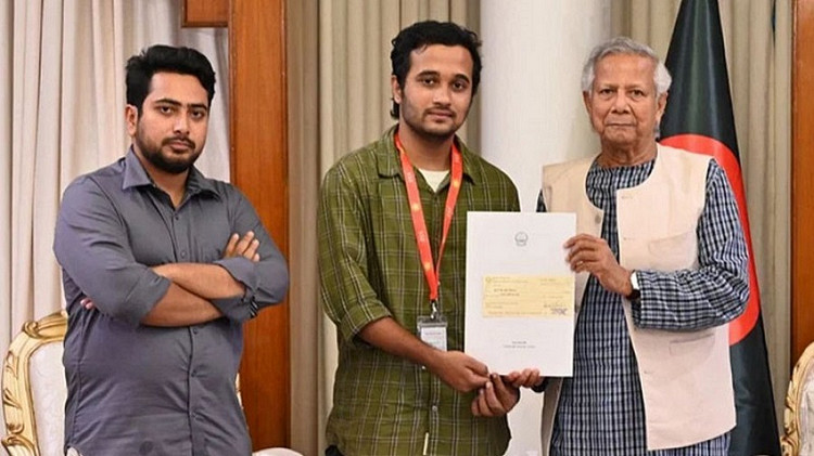প্রাথমিকভাবে শহিদ পরিবারদের যত টাকার আর্থিক সহায়তা দেয়া হবে জানালেন প্রধান উপদেষ্টা