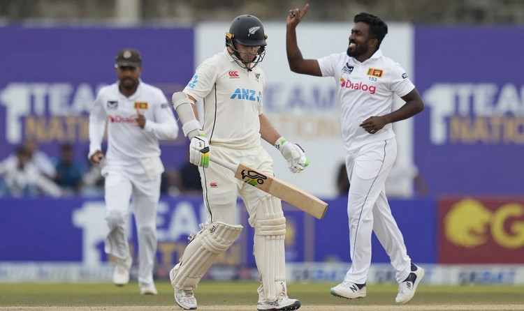 টেস্ট ক্রিকেট ইতিহাসে সর্বনিন্ম রানে অল-আউট হওয়ার লজ্জার রেকর্ড গড়লো নিউজিল্যান্ড