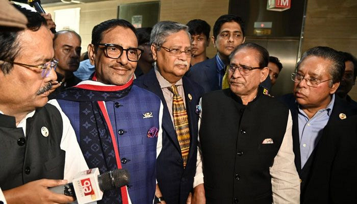 মারা গেলেন বাংলাদেশের শক্তিশালী রাষ্ট্রপতি, সারা দেশে শোকের ছায়া