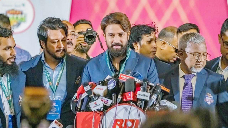 বিপিএল নিলাম থেকে শক্তিশালী দল গড়ার পর যা বললেন শাকিব খান