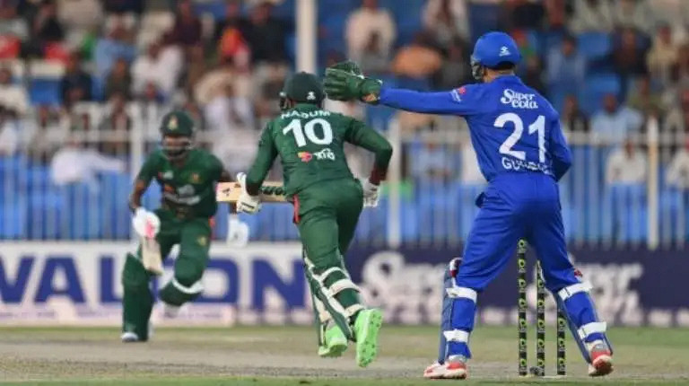 শেষ হলো বাংলাদেশ বনাম আফগানিস্তানের মধ্যকার অলিখিত ফাইনালের টস, দেখেনিন ফলাফল