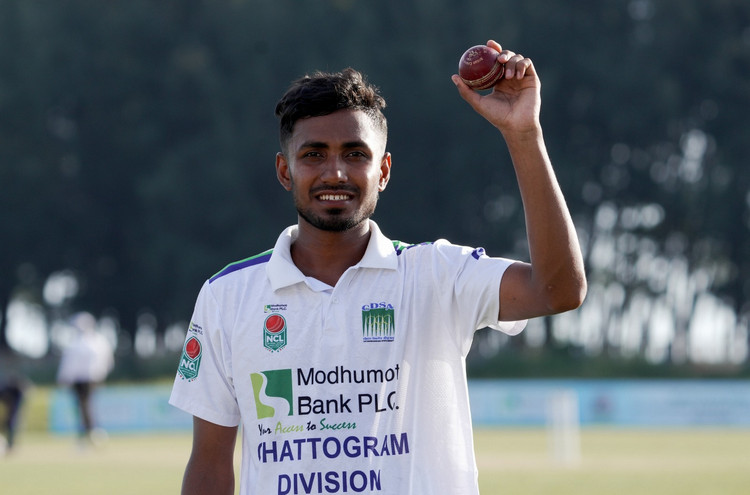 দিনের শুরুতেই টিভি-অনলাইনে আজকের সকল খেলার সময় সূচি
