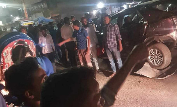 এইমাত্র পাওয়া : অবিশ্বাস্য ঘটনা ঘটে গেলো ঢাকার মগবাজার রেলগেটে