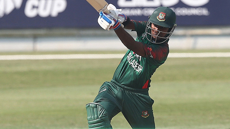 ব্যাটিংয়ে বাংলাদেশ