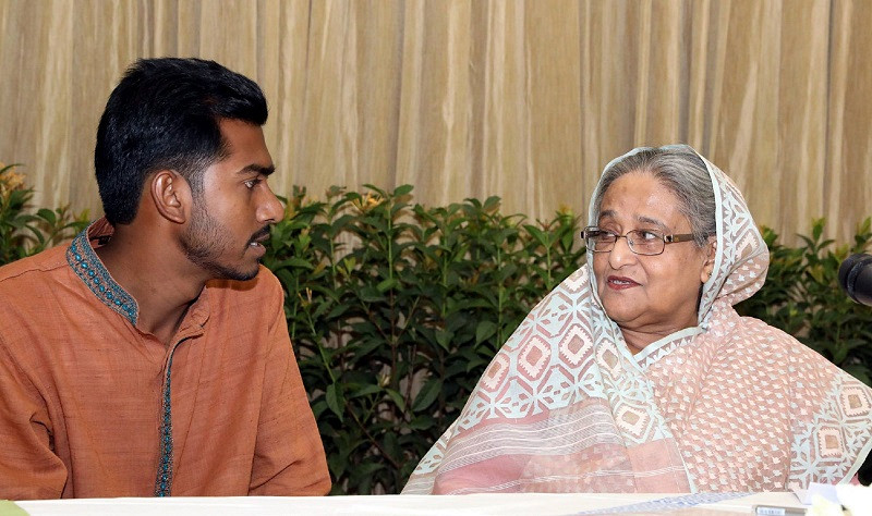 শেখ হাসিনাকে নিয়ে অবিশ্বাস্য মন্তব্য করে সারা দেশে নতুন করে আলোচনার ঝড় তুললেন নুরুল হক নুর