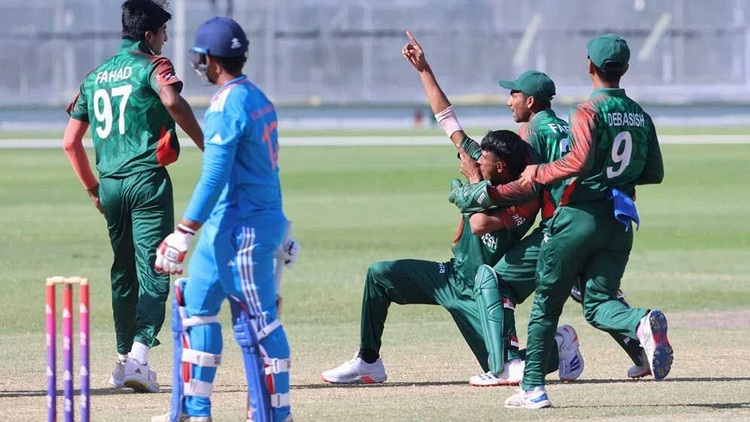 অল-আউটের পথে ভারত: এশিয়া কাপের শিরোপা জয়ের পথে বাংলাদেশ