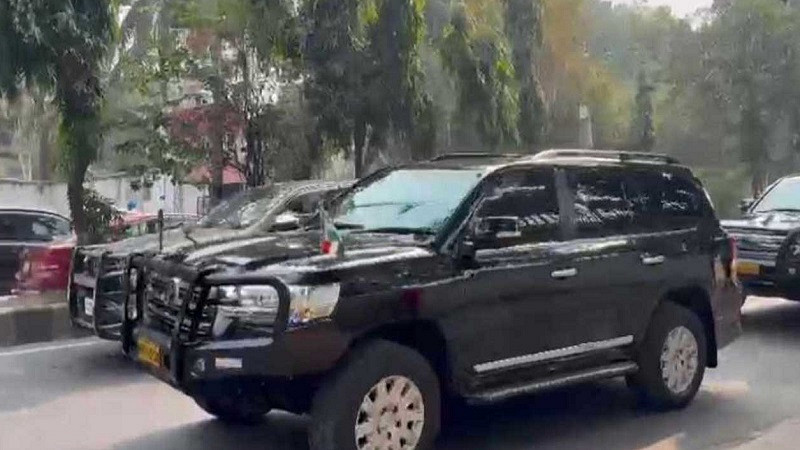 পরিস্থিতি থমথমে: পদ্মায় ভারতের পররাষ্ট্র সচিব