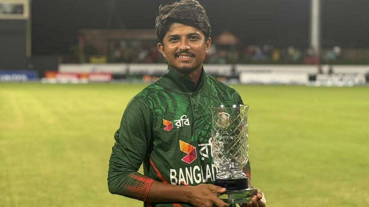 আইসিসি টি-টোয়েন্টি র্যাংকিংয়ে চমক দেখালেন মেহেদী ও জাকের আলি, সেরা ১৫তে তিন বাংলাদেশি