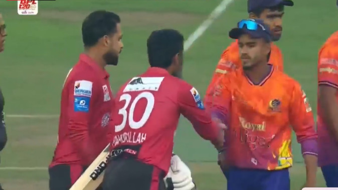 অবিশ্বাস্য বিপিএলে ৩৯৭ রানের ম্যাচ, শেষ হলো রাজশাহী ও বরিশালের ম্যাচ, দেখেনিন ফলাফল