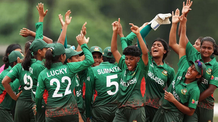 বিপিএলের হাইভোল্টেজ ম্যাচসহ টিভিতে আজকের সকল খেলার সময় সূচি