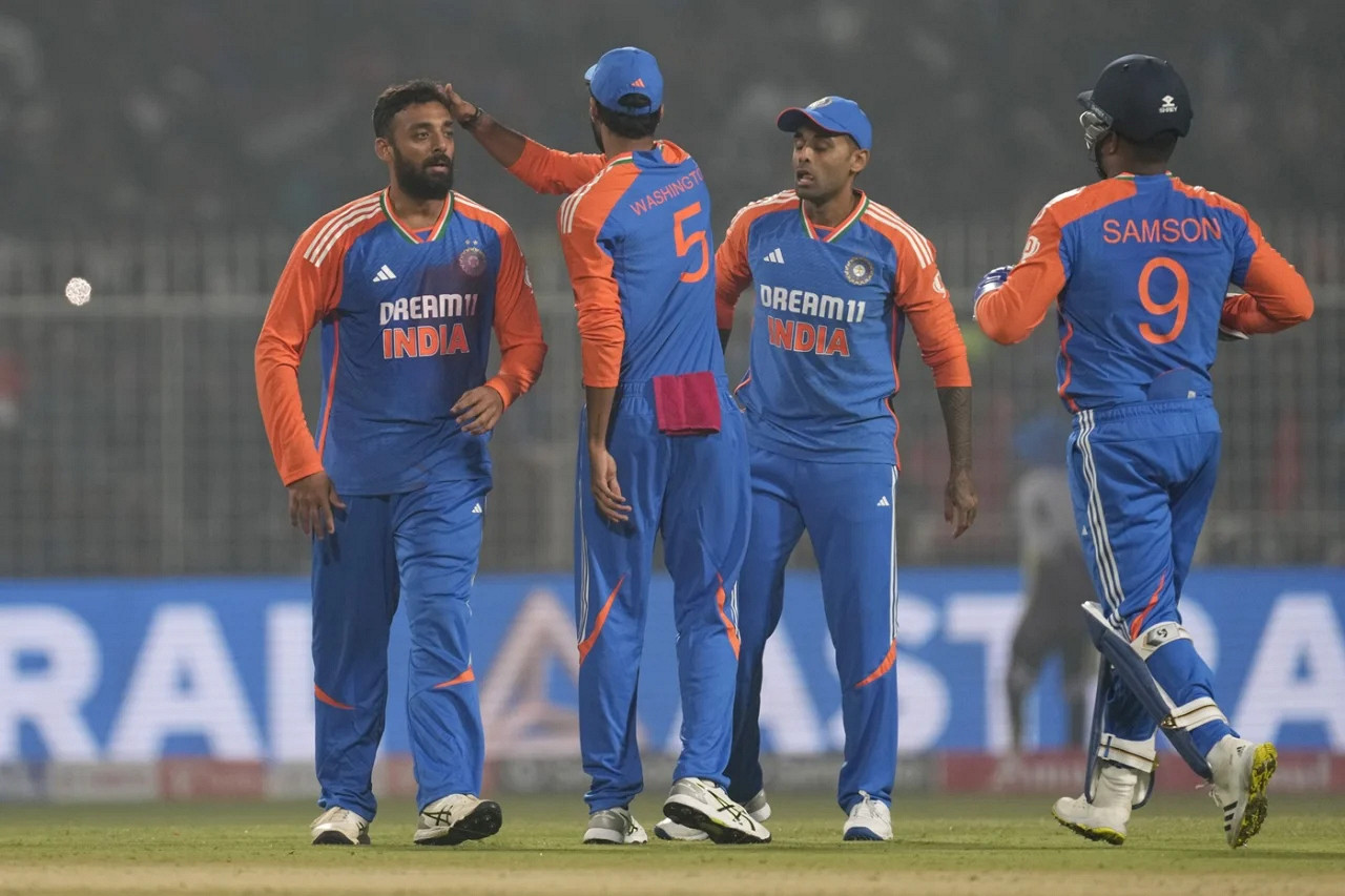 ১২.৫ ওভারেই শেষ হলো ভারত বনাম ইংল্যান্ডের মধ্যকার প্রথম টি-টোয়েন্টি ম্যাচ, দেখেনিন ফলাফল