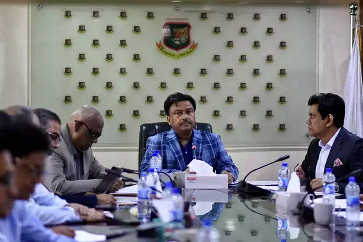 বিপিএলে ফিক্সিং অভিযোগ: কঠোর শাস্তি হুঁশিয়ারি দিল বিসিবি সভাপতি ফারুক