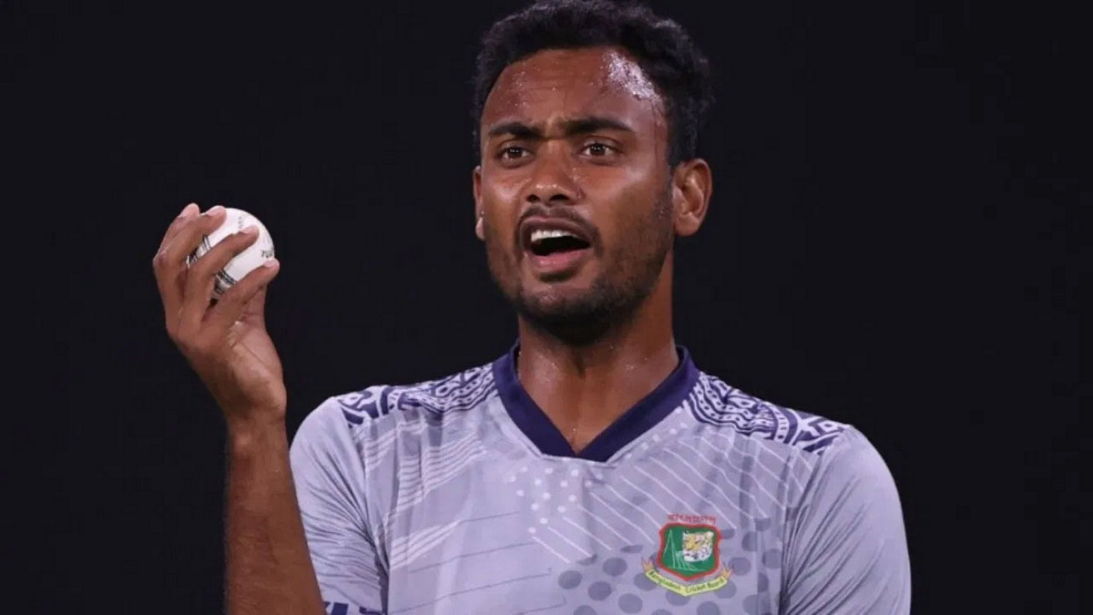 ব্রেকিং নিউজ: ইংল্যান্ড থেকে প্রস্তাব পেলেন শরিফুল