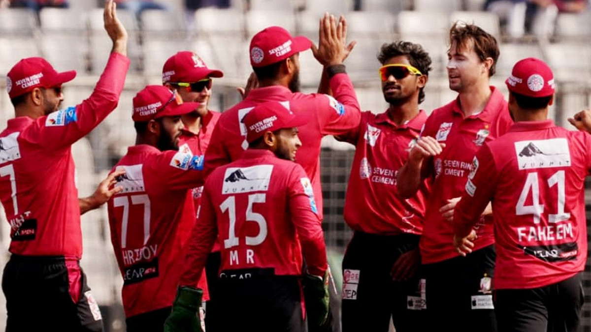 বিপিএলের ম্যাচসহ দিনের শুরুতেই টিভিতে আজকের সকল খেলার সময় সূচি