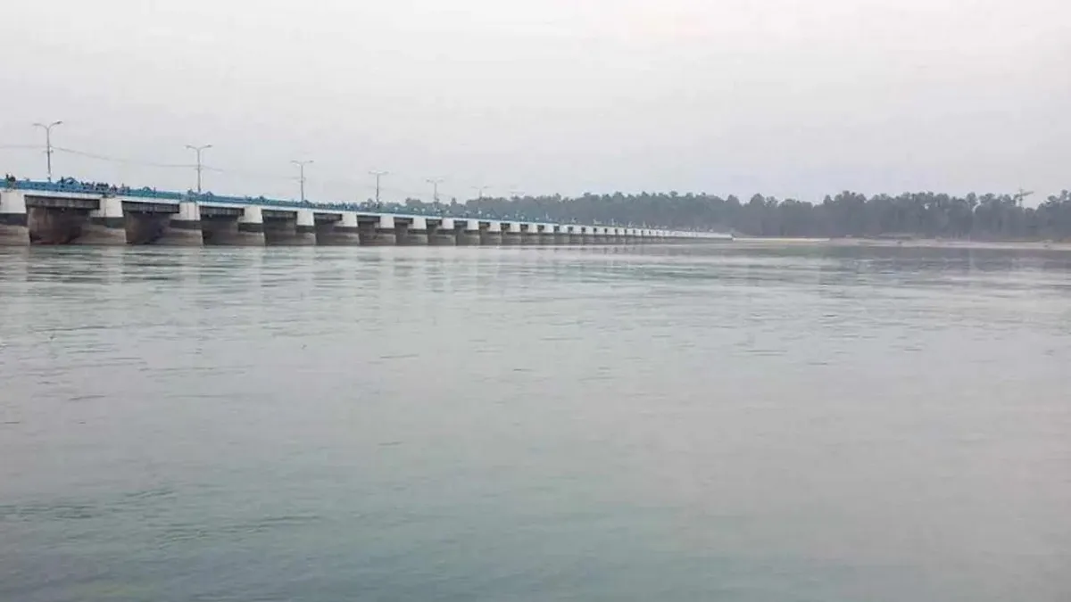 তিস্তা নদীতে পানির স্তর বেড়ে গেছে, খুলে দেওয়া হয়েছে ৬টি জলকপাট