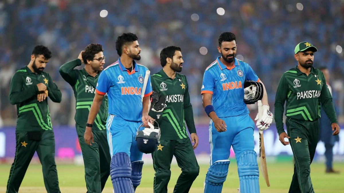 পাকিস্তানের বিপক্ষে ম্যাচের কিছুক্ষণ আগে সেরা একাদশ ঘোষণা করলো ভারত