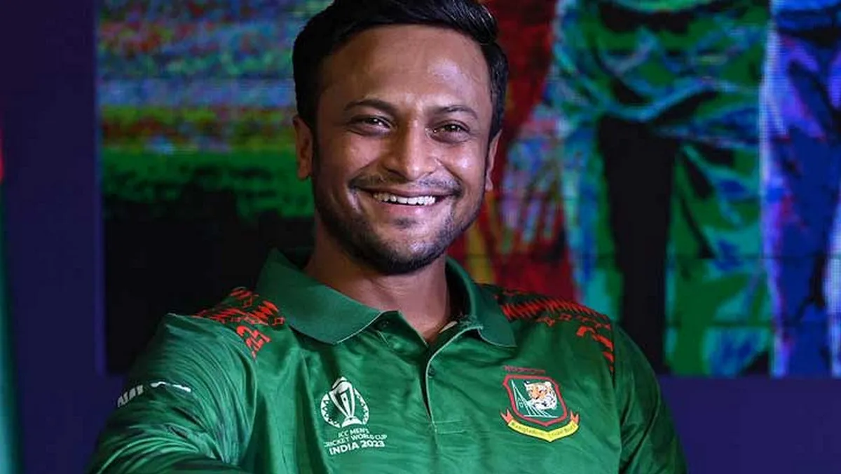 ভক্তদের অবাক করে এবার বাংলাদেশের বিপক্ষে খেলবেন সাকিব