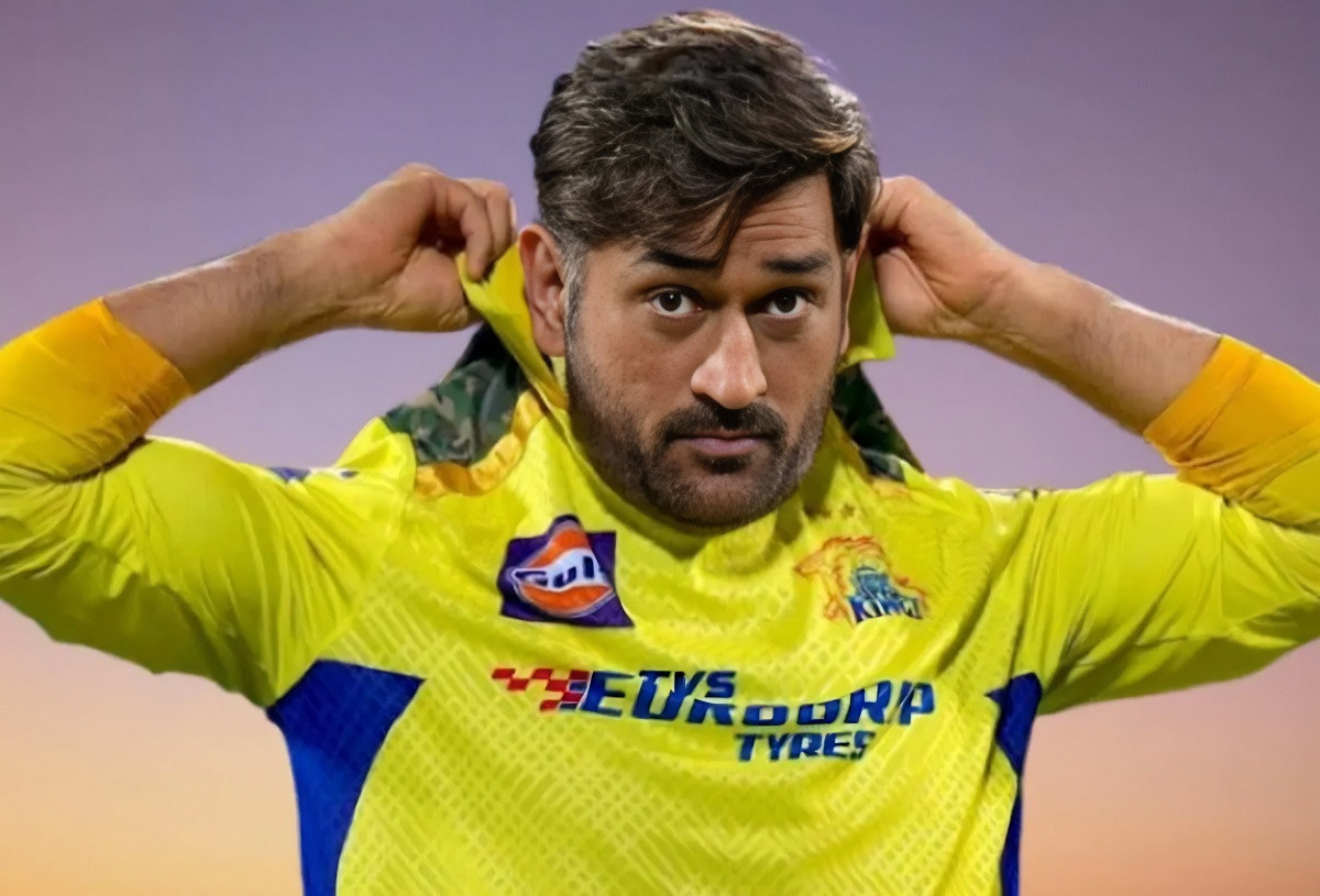 অধিনায়কের সিদ্ধান্তে নাক গলাতেন ধোনি