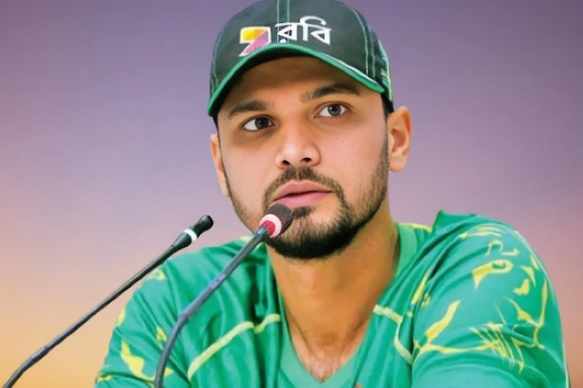 ফেসবুকে মাশরাফির আবেগঘন বার্তা
