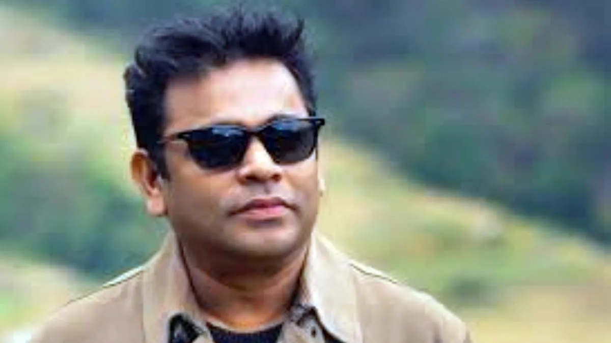 বুকে ব্যথা নিয়ে হাসপাতালে ভর্তি এ আর রহমান