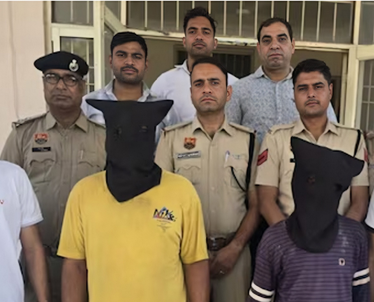 সাত ফুট গভীর গর্তে ফেলে ভাড়াটেকে জীবন্ত কবর দিলেন বাড়ির মালিক