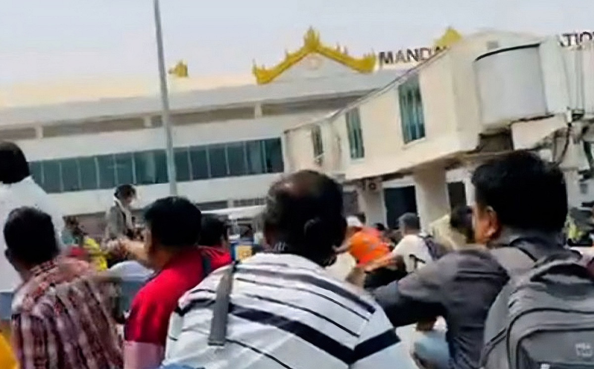 ভয়াবহ ভূমিকম্প: মসজিদ ধসে অন্তত ২০ জন নিহত, বিপর্যস্ত প্রদেশ