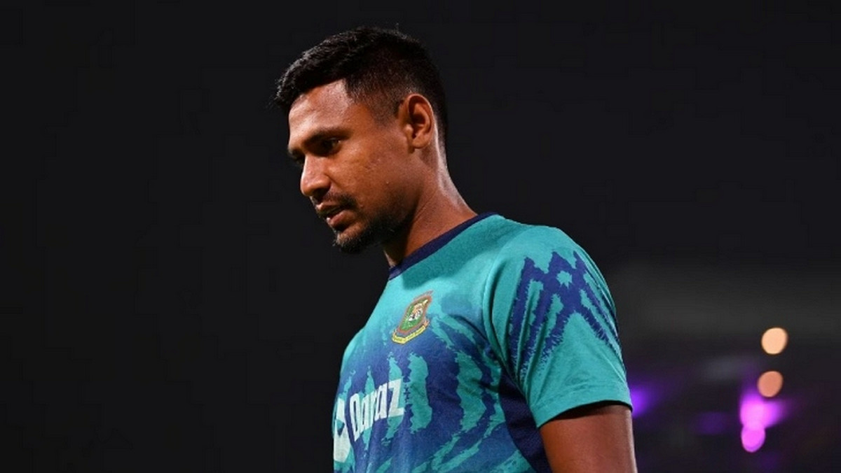 মুস্তাফিজকে নিয়ে চিন্তা, সুপার লিগে শক্তি হারাচ্ছে মোহামেডান