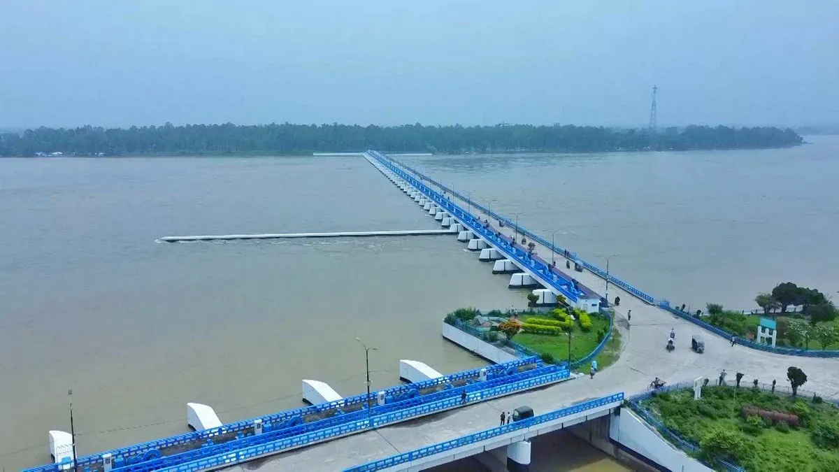 তিস্তার পানি বাড়ছে: বিপৎসীমার কাছাকাছি প্রবাহিত, কৃষকদের আতঙ্ক