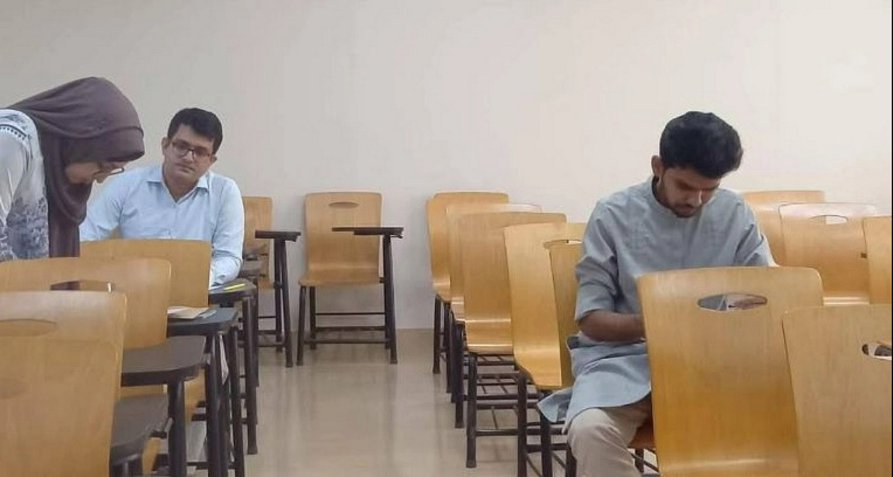 NSU ভর্তি ফল প্রকাশ, আলোচনায় উপদেষ্টা আসিফের ফলাফল