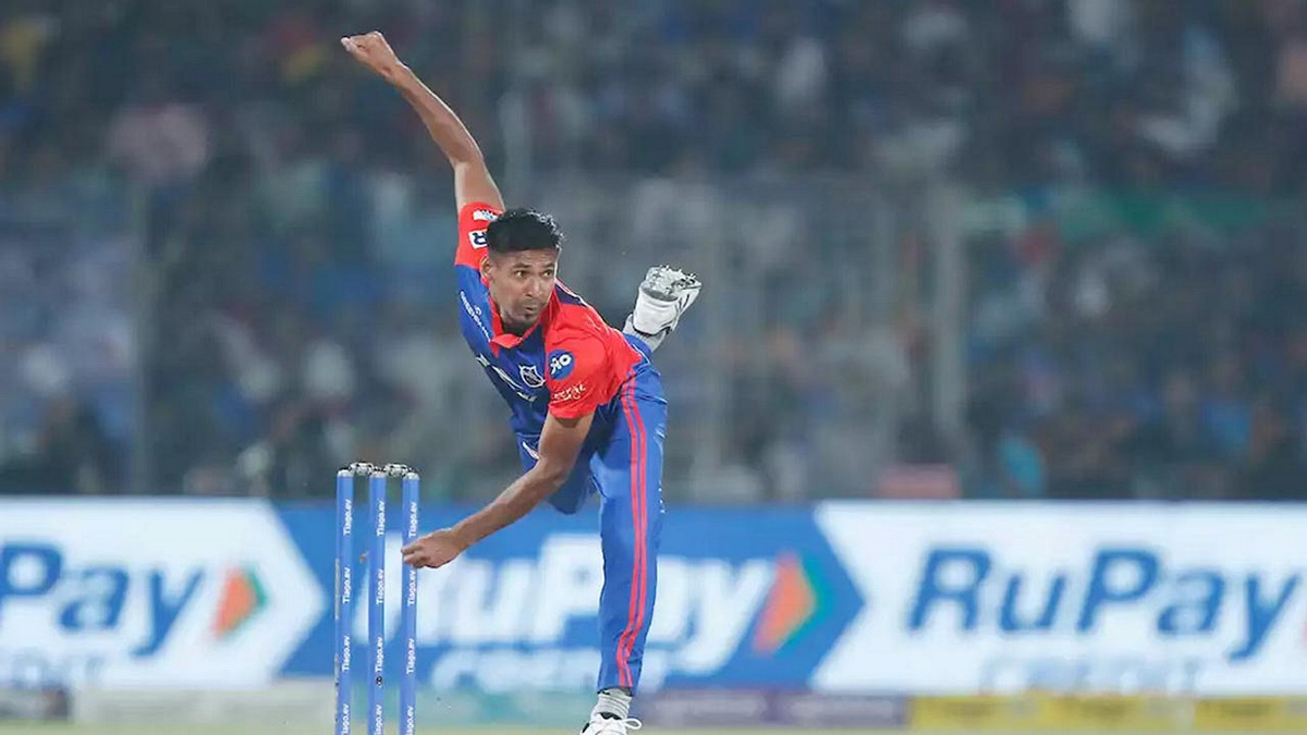 মুস্তাফিজকে নিয়ে দিল্লির শেষ বাজি, ফিরছেন ফাফ ও স্টাবসও
