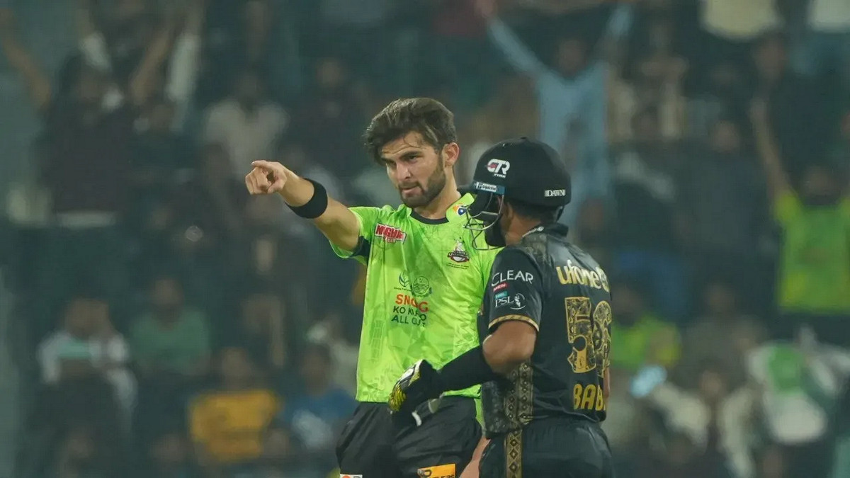 বৃষ্টিতে বন্ধ PSL ম্যাচ, ক্ষুব্ধ সমর্থকরা বললেন যা