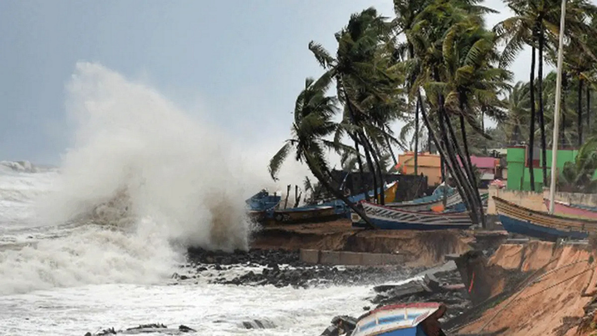 রাত ১টার মধ্যে ৬০ কিলোমিটার বেগে ১৯ অঞ্চলে ঝড় আসতে পারে