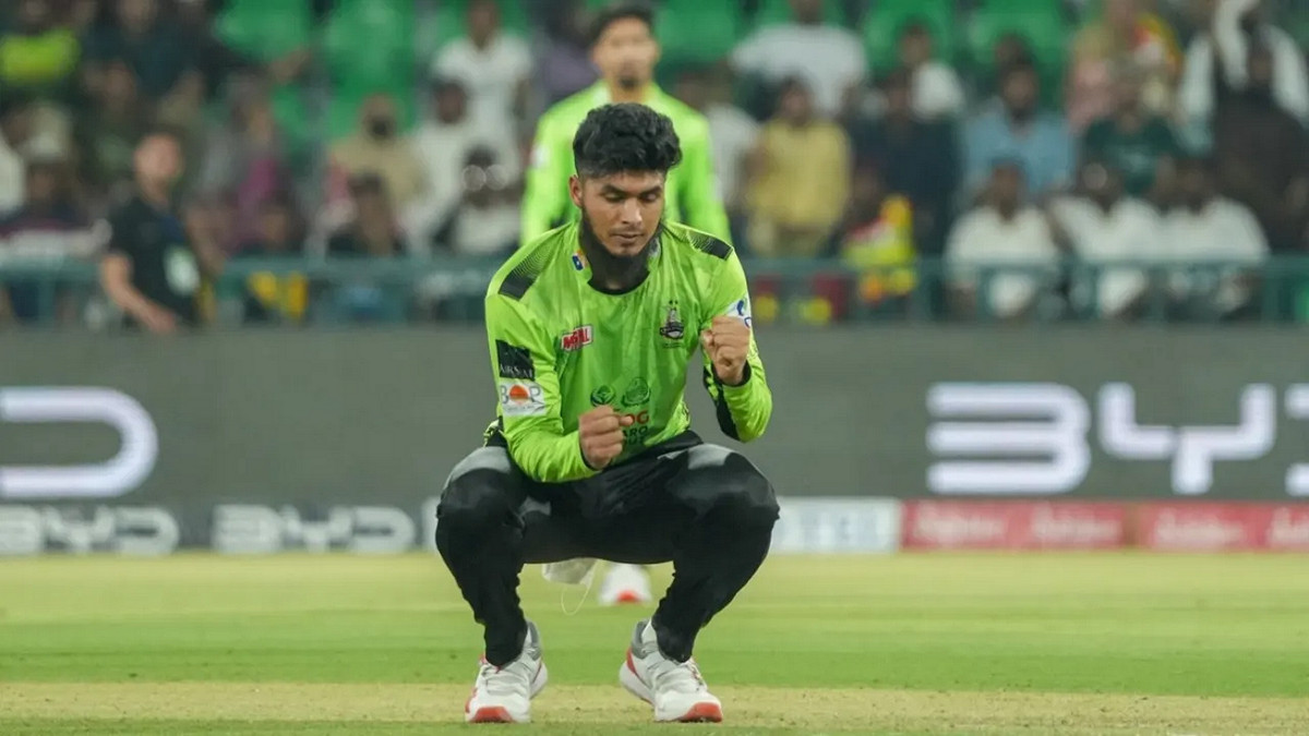 ১৩ উইকেট তুলে রিশাদের ঝুলিতে ৬৫ লাখ টাকা!