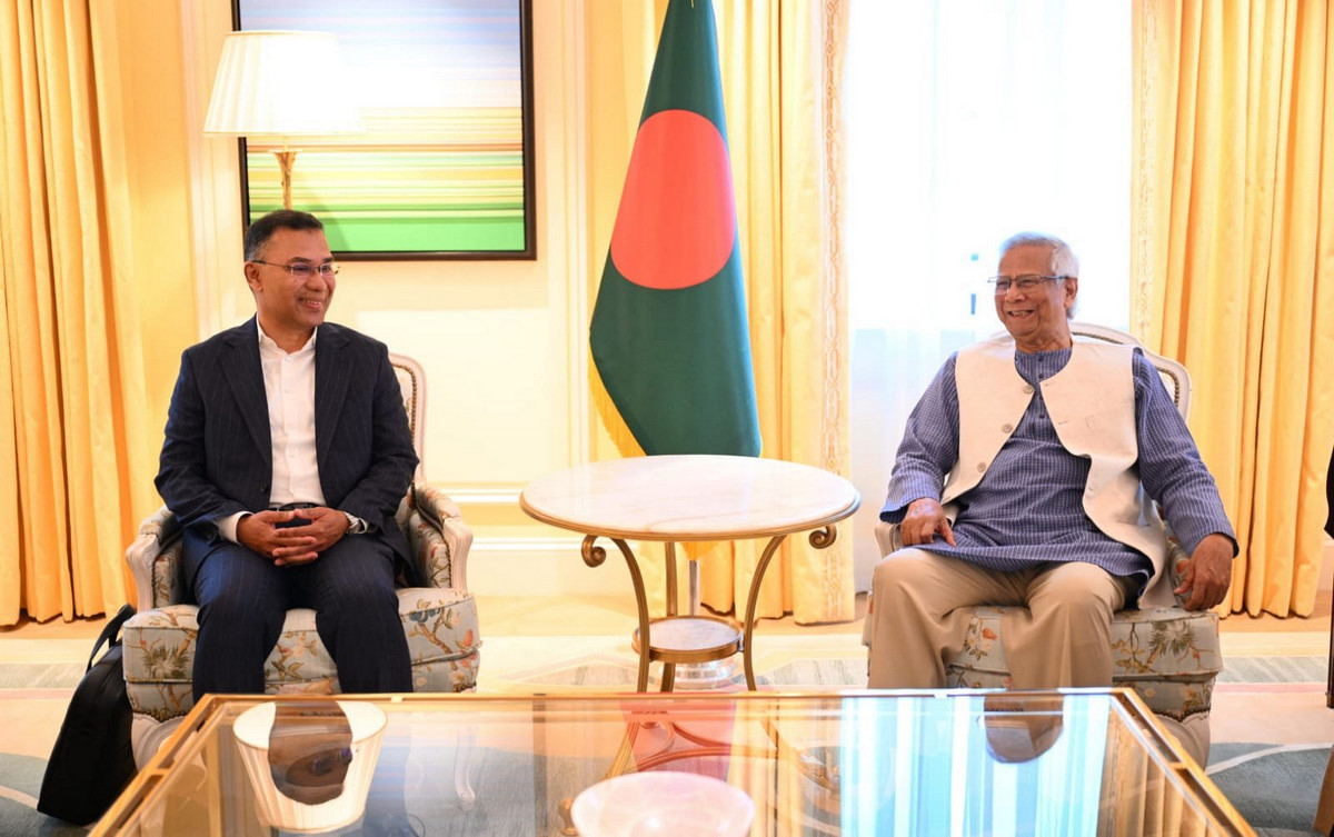 লন্ডনে তারেক-ইউনূস বৈঠক, নির্বাচনের সময় নিয়ে ঐকমত্য