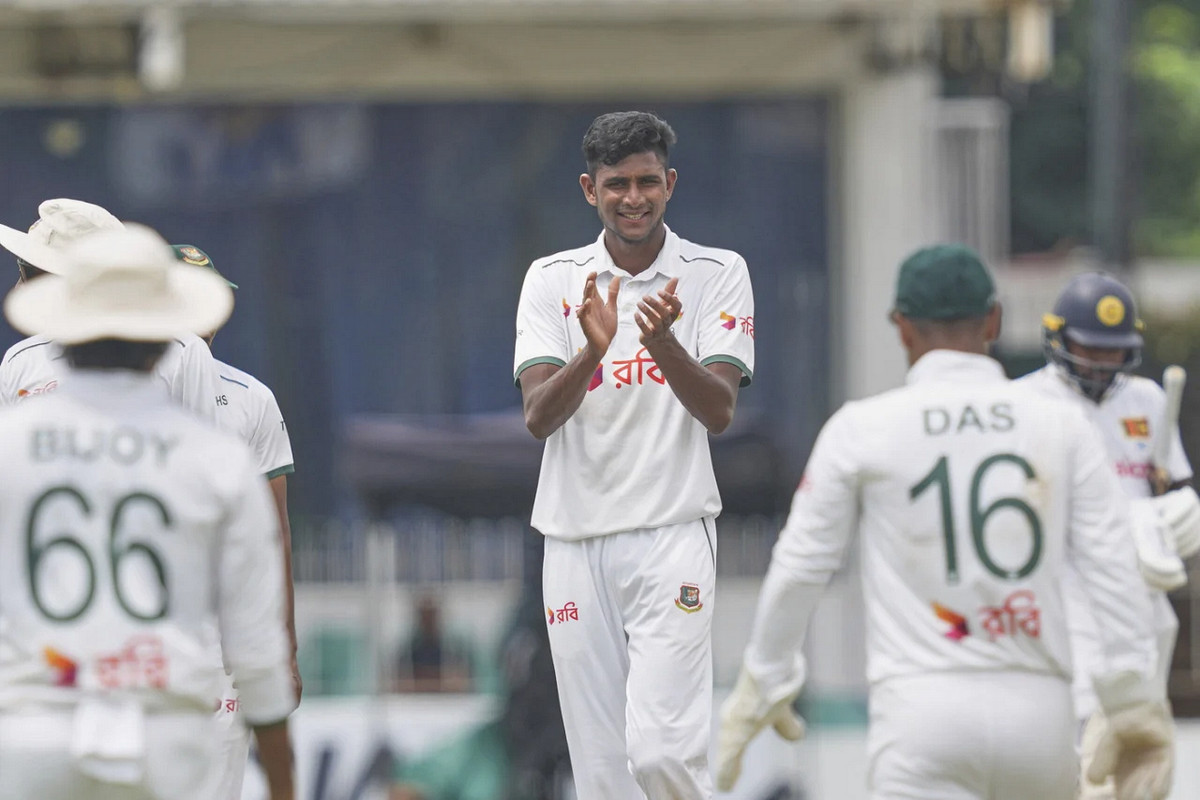 বাংলাদেশ ইনিংস ব্যর্থতায় শ্রীলঙ্কার কাছে বড় হার