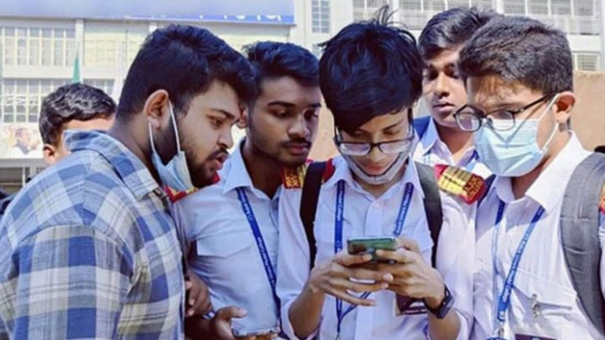 এসএসসি রেজাল্ট ২০২৫: ফল প্রকাশের তারিখ ঘোষণা, জানুন দেখার নিয়ম