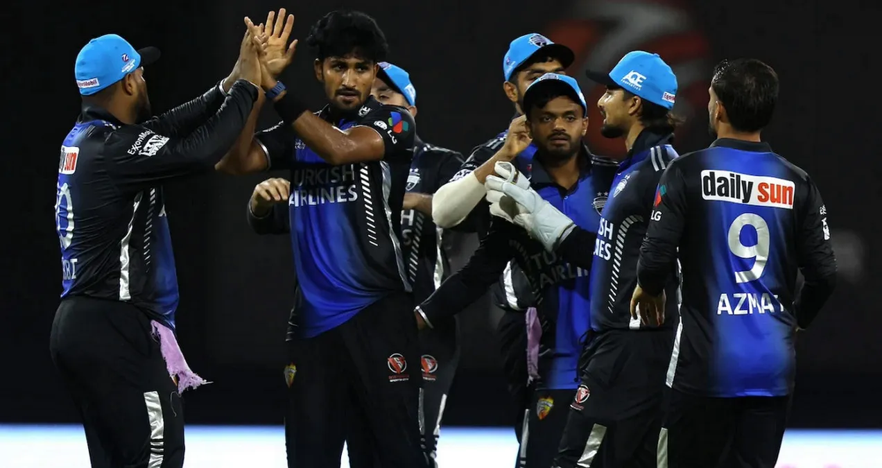 রোমাঞ্চকর লড়াইয়ে শেষ হলো রংপুর রাইডার্স ও গায়ানা অ্যামাজনের ম্যাচ