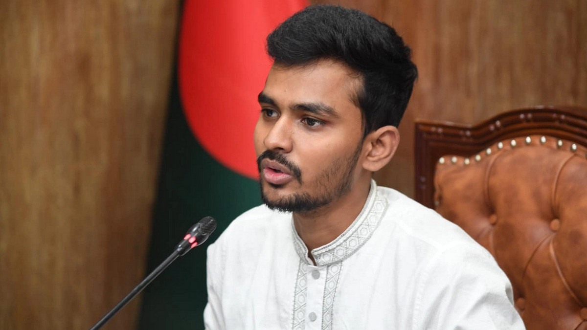 ফেসবুক পোস্টে গোপালগঞ্জের সর্বশেষ অবস্থা জানালেন আসিফ মাহমুদ