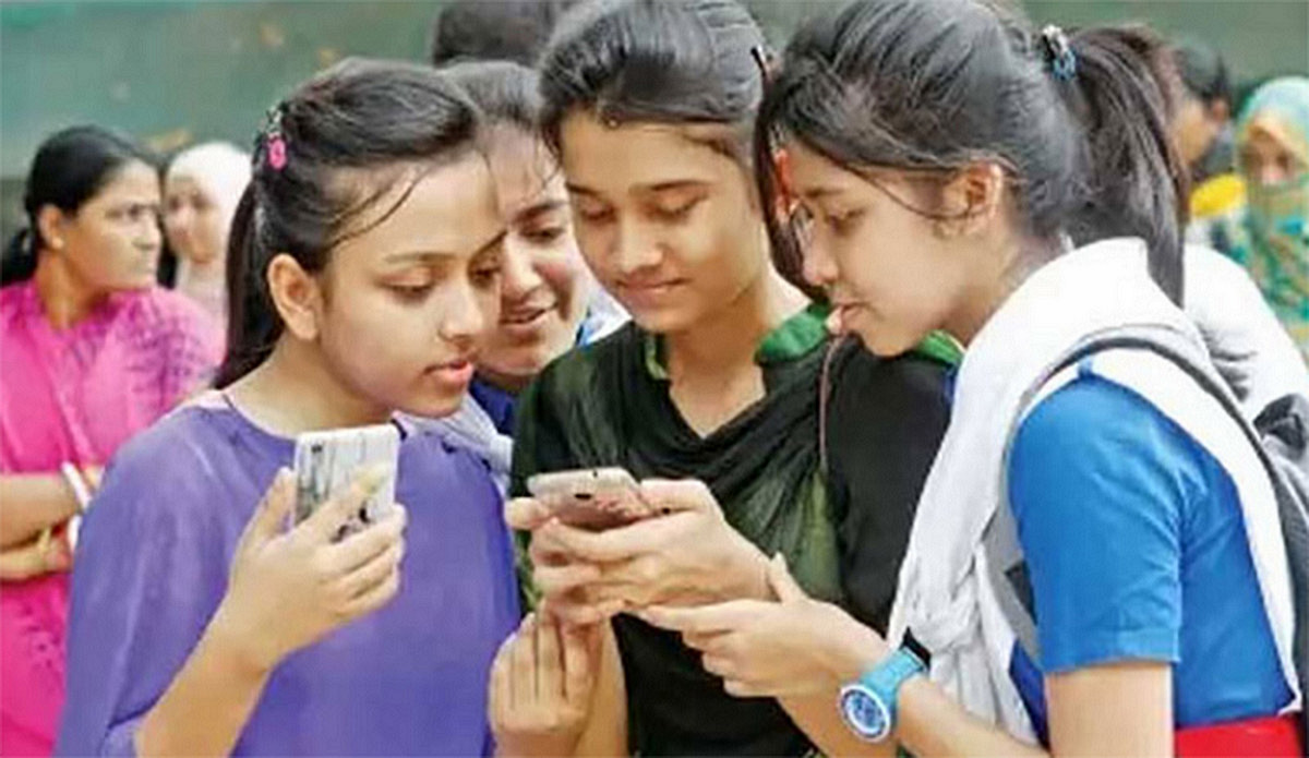 আজ শেষ দিন এসএসসি বোর্ড চ্যালেঞ্জ ২০২৫: ঘরে বসে করুন সহজে আবেদন