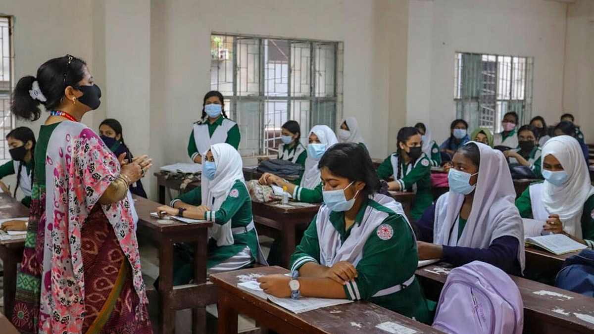 ৩.৭৮ লাখ শিক্ষক-কর্মচারীর বেতন বাড়ছে জুলাই ২০২৫ থেকে