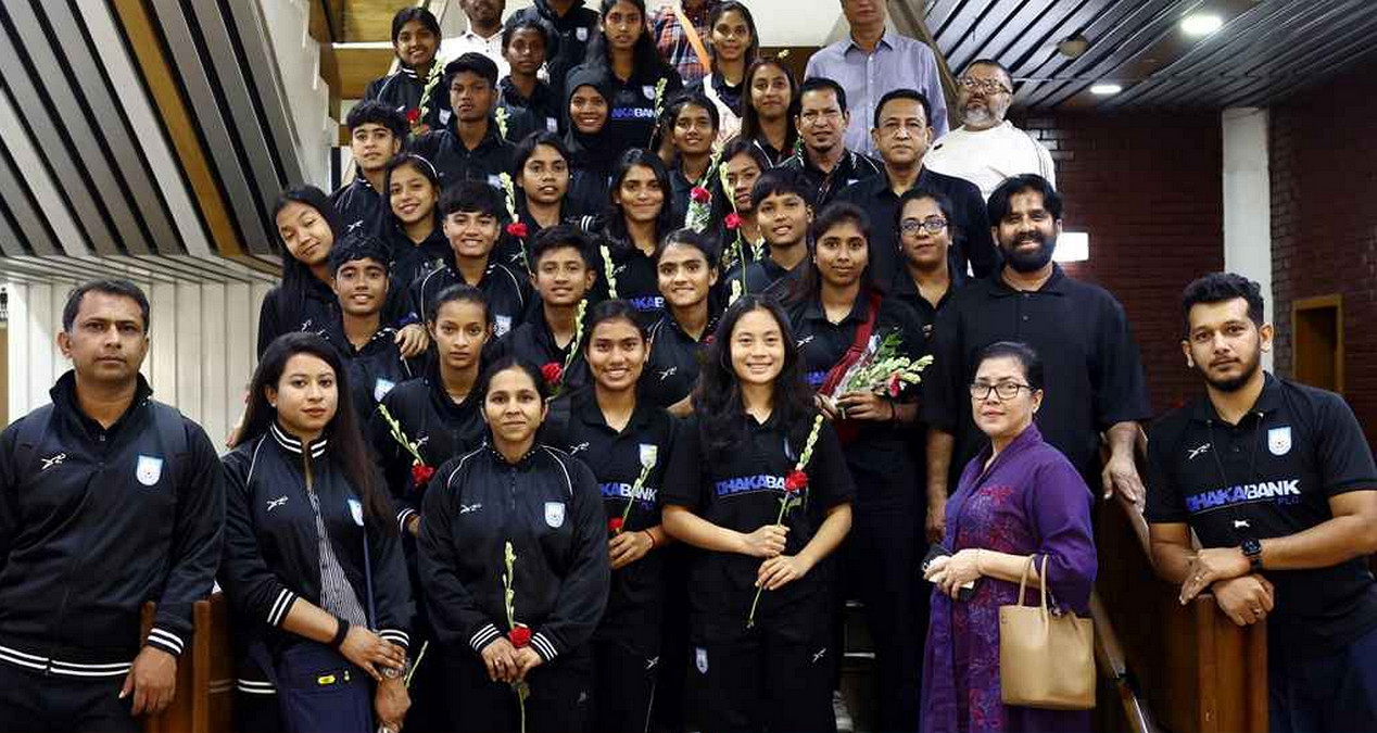 বাছাই শেষে দেশে ফিরল এএফসি অনূর্ধ্ব-২০ জয়ী কন্যারা