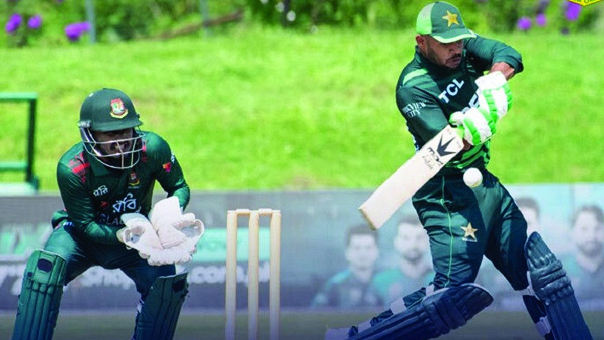 বাংলাদেশকে বড় রানের টার্গেট দিল পাকিস্তান