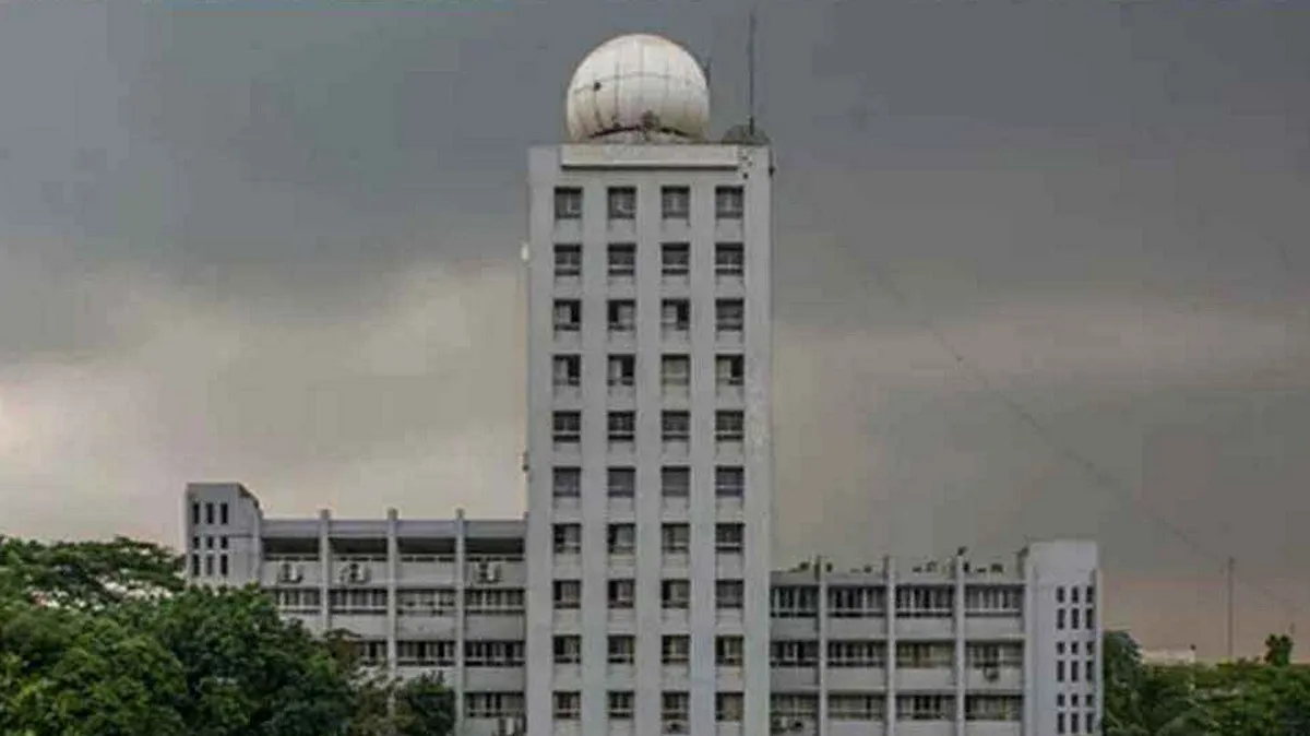 আজকের আবহাওয়ার আপডেট: সারাদিন বৃষ্টির সম্ভাবনা, তাপমাত্রা কমবে