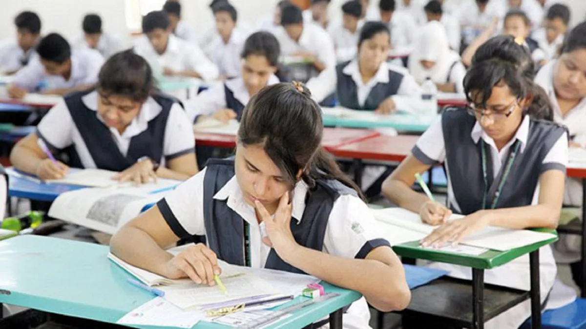 ২০২৫ এইচএসসি লিখিত পরীক্ষা শেষ, শিক্ষার্থীদের জন্য ব্যবহারিক সময়সূচি প্রকাশ