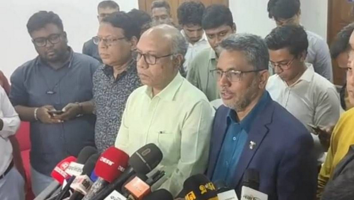 ৬৫৮ ফরম বিক্রি, ডাকসু নির্বাচনে শিক্ষার্থীদের অংশগ্রহণ বেড়েছে