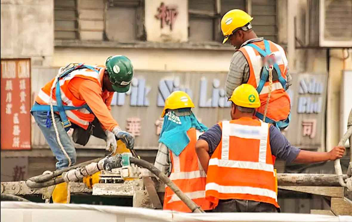 সুখবর: প্রবাসীরা পাবেন ১৫ হাজার টাকা, কিভাবে নিবেন জেনে নিন
