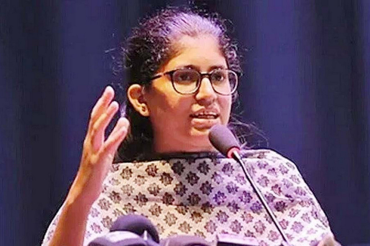 ভোট গননা শেষ না হতেই অনেক বড় সুখবর পেলো ভিপি প্রার্থী উমামা
