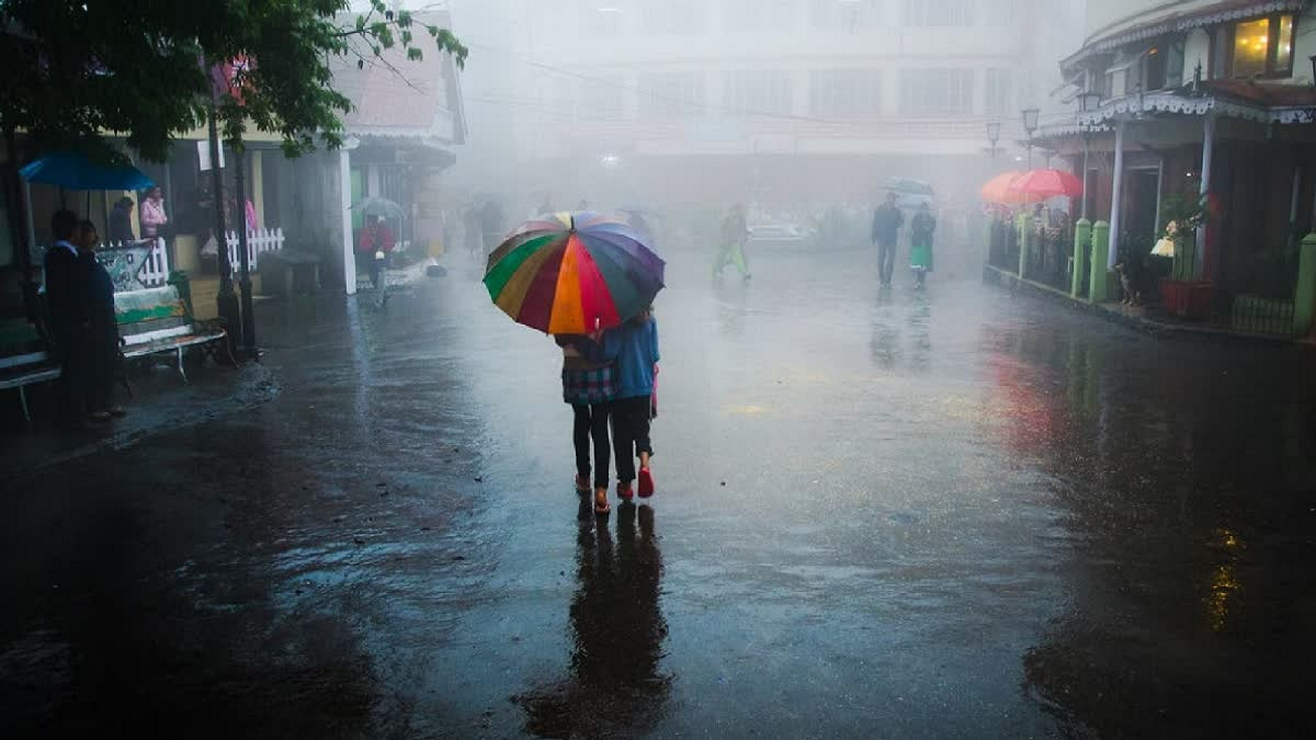 আবহাওয়ার খবর: আজও সারাদেশে বিক্ষিপ্ত বৃষ্টির পূর্বাভাস