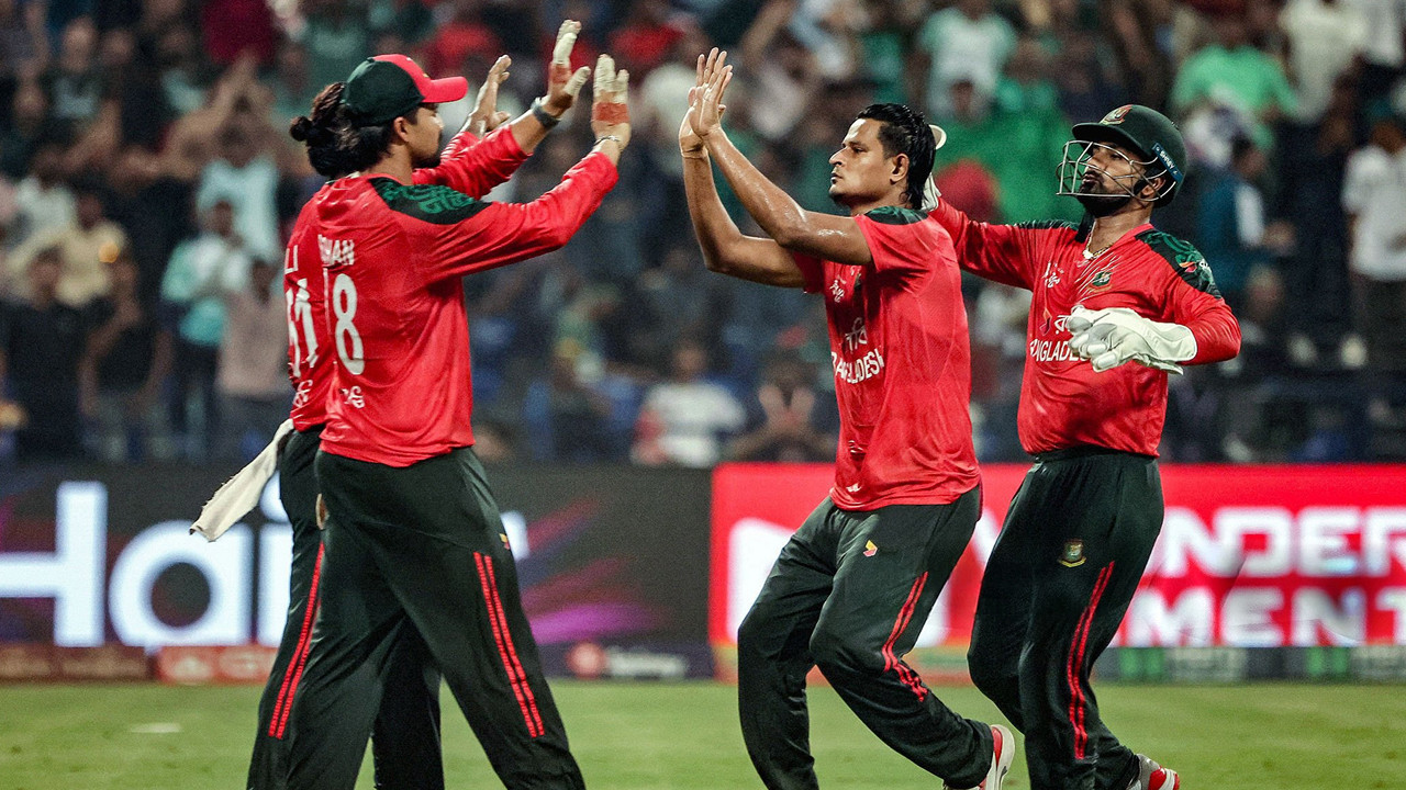 এশিয়া কাপ: সুপার ফোরের জটিল সমীকরণে বাংলাদেশ, সুযোগ আছে এখনও!