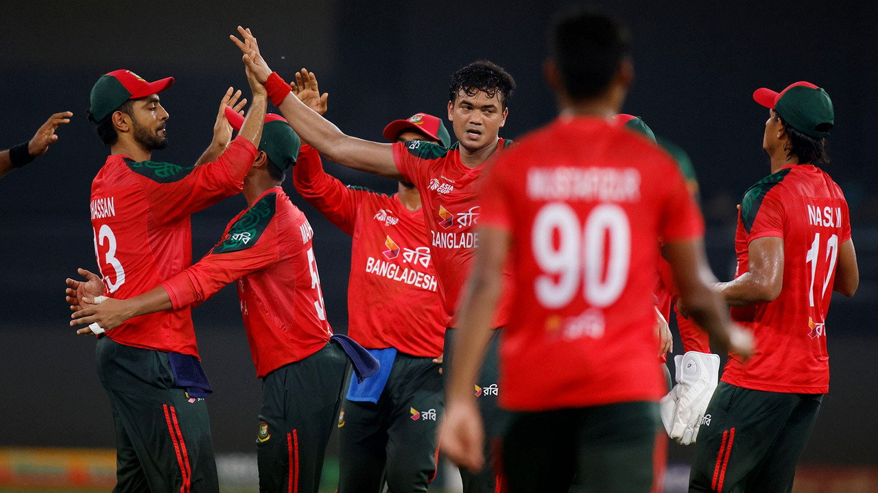 এশিয়া কাপ ২০২৫: বাংলাদেশের সামনে ফাইনালের সহজ সমীকরণ